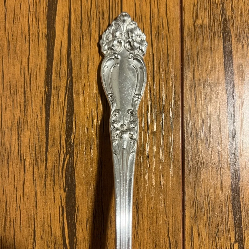 Reed & Barton TIGER LILY/ FESTIVITY 1901 Silverplate Berry Serving Spoon 9”